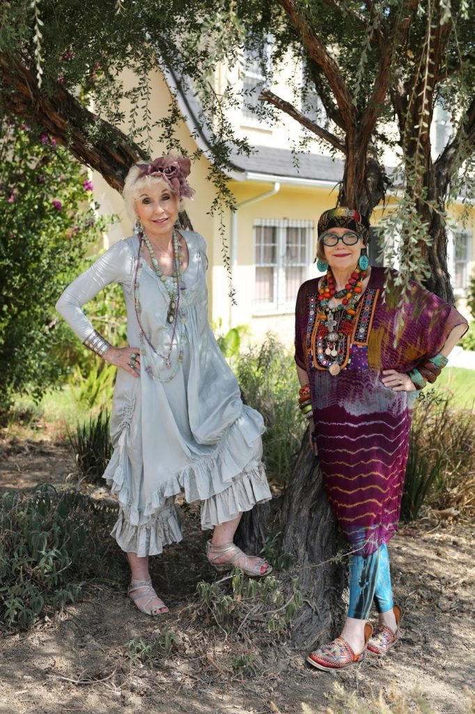 20 Stylish Senior BFFs - Advanced Style